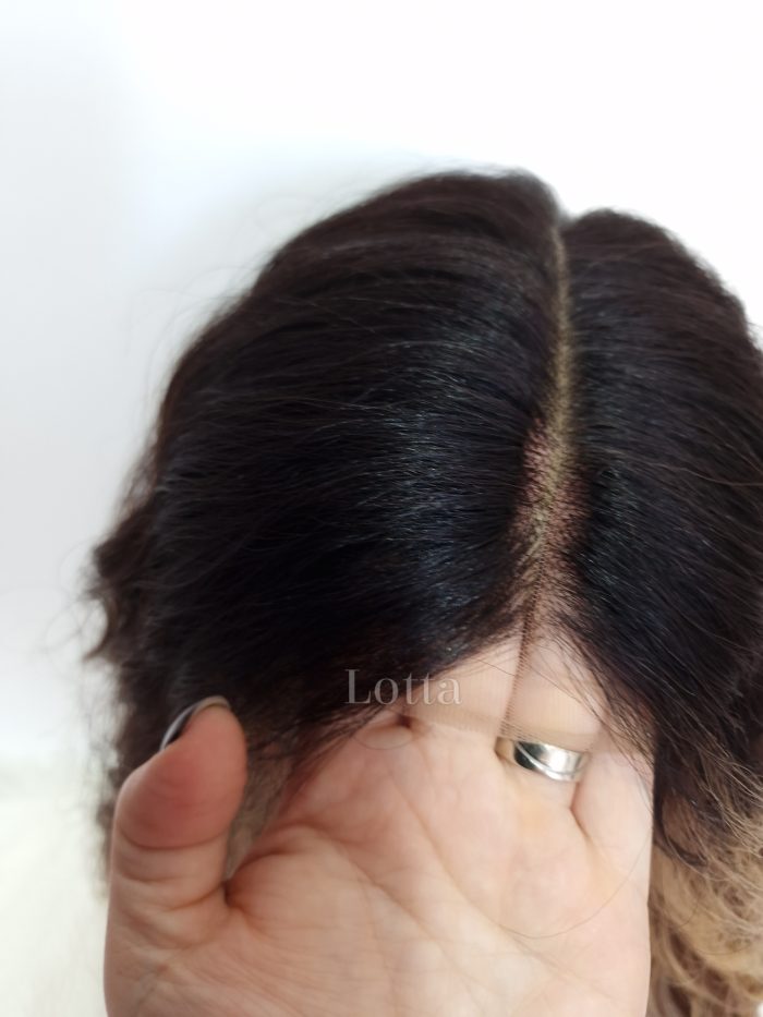 lotta Lace front perike Liliy 26J 1673038963597