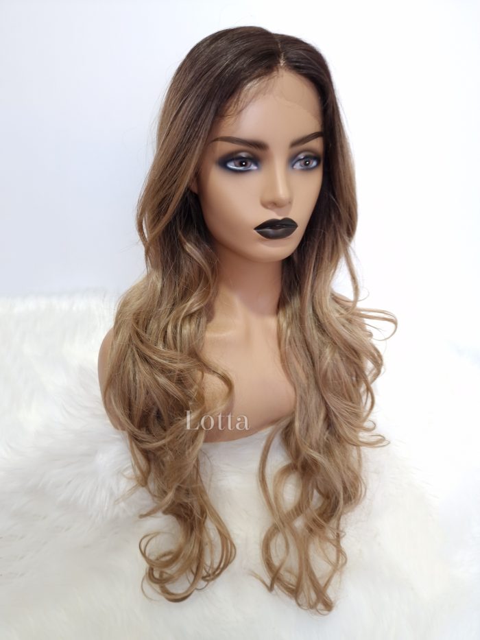 lotta Lace front perike Queen 6 23 1672607984118