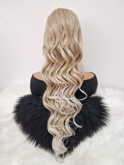 Photo 1728674340966