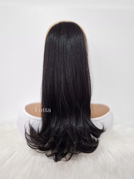 Photo 1736282244607